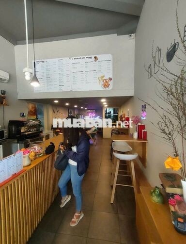 CHO THUÊ MẶT BÀNG ĐINHTIÊN HOÀNG Q.1 - ĐẮC ĐỊA, ĐANG KINH DOANH TỐT