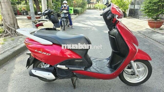 Honda Lead 2012 màu Đỏ