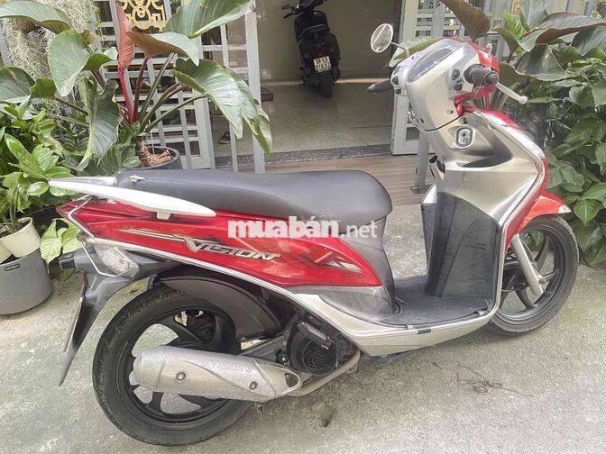 Honda Vision 2012 màu Đỏ