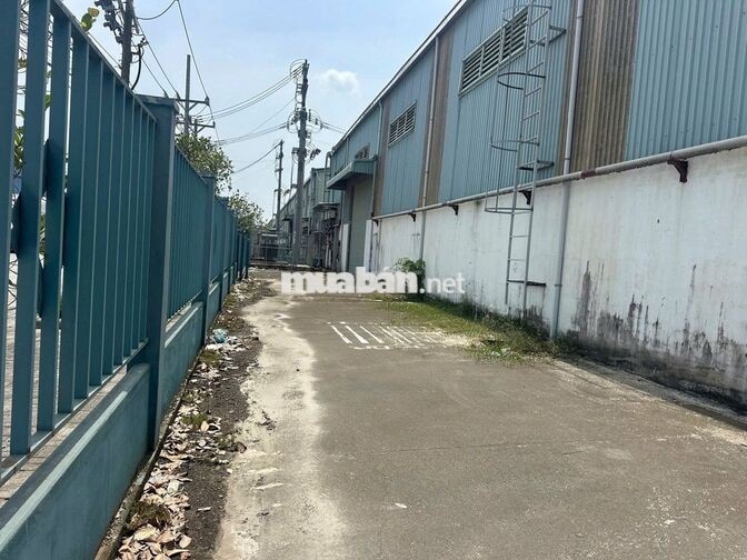 Cho thuê kho xưởng Bến Lức Long An 3.200m², khuôn viên 8.000m²