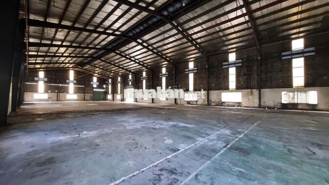 Cho thuê nhà xưởng KCN Phú An Thạnh Bến Lức 4.016m², cẩu trục 5 tấn