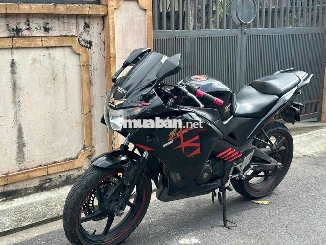 Honda CBR 150 2012 đen đỏ chính chủ