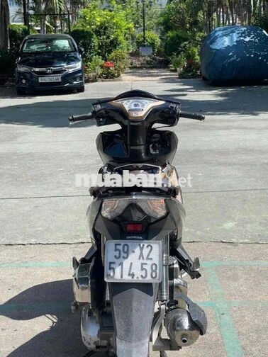 Honda Air Blade 2013 125cc Vàng đen mới 90 %