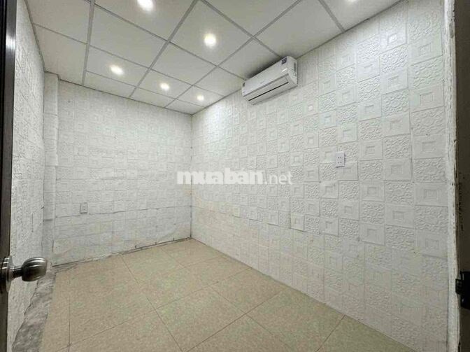Mặt bằng Thăng Long, 75m2, có bếp, phòng ở lại. wc riêng.