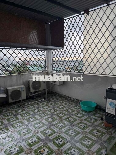 cho thuê nhà mặt hẻm lớn, cách mặt tiền 20m