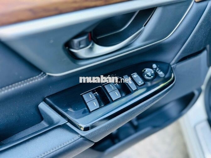 Honda CR-V 2018 1.5L Trắng 7 chỗ Tự động