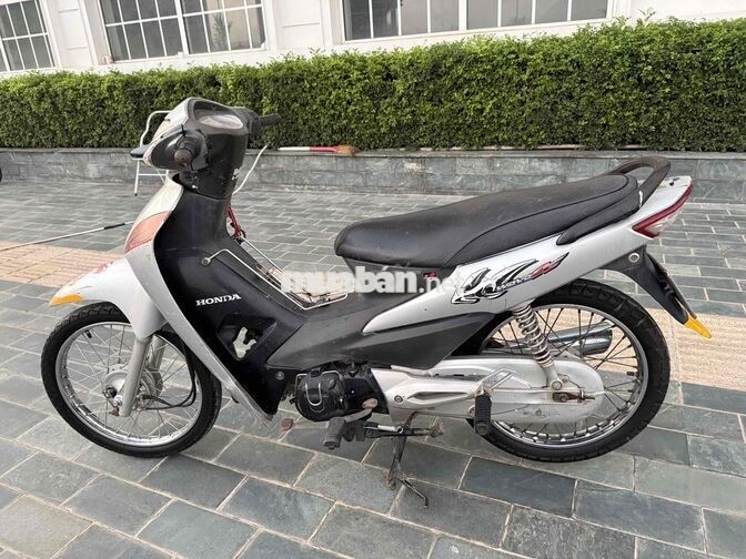 HONDA WAVE 2009 MÀU BẠC