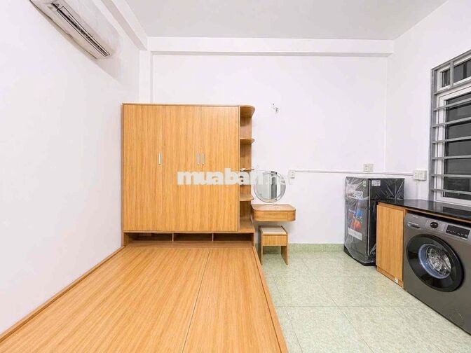 khai Trương căn Hộ ban công và cửa sổ mới xay , An dương vương q6