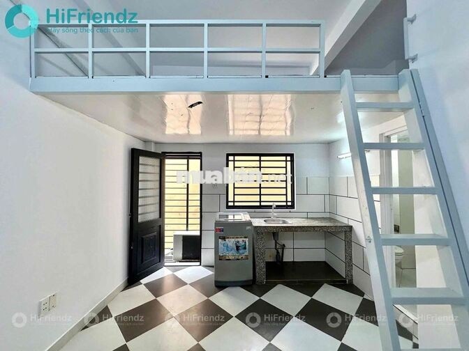DUPLEX BAN CÔNG THANG MÁY - FULL NỘI THẤT SIÊU ĐẸP GẦN CẦU CHÀ VÀ Q5