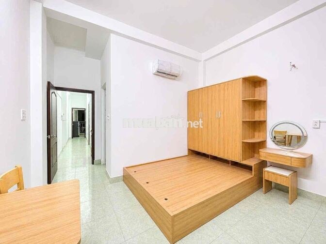 khai Trương căn Hộ ban công và cửa sổ mới xay , An dương vương q6