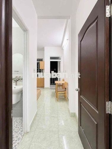 khai Trương căn Hộ ban công và cửa sổ mới xay , An dương vương q6