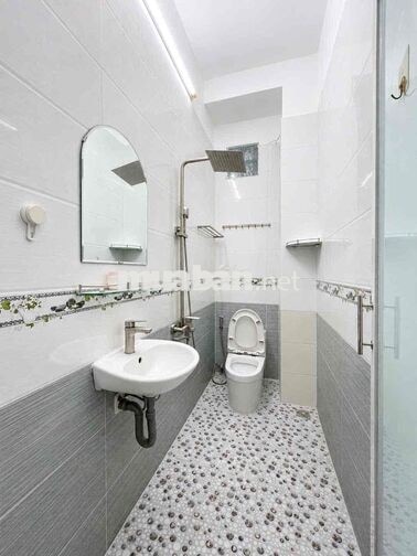 khai Trương căn Hộ ban công và cửa sổ mới xay , An dương vương q6