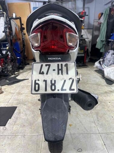 Honda Wave Alpha 2020 màu trắng