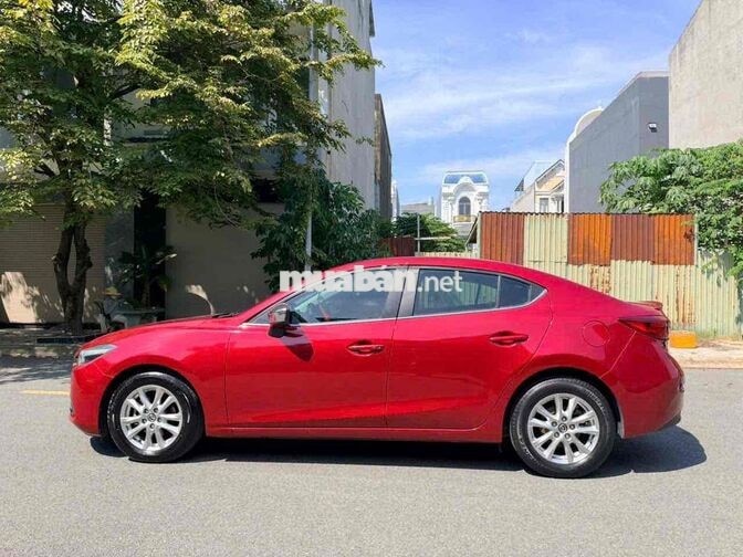 Mazda 3 2018 Luxury Đỏ