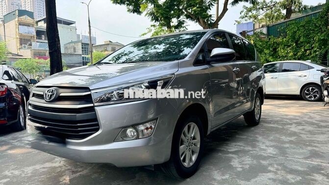 Toyota Innova 2020 2.0E Bạc