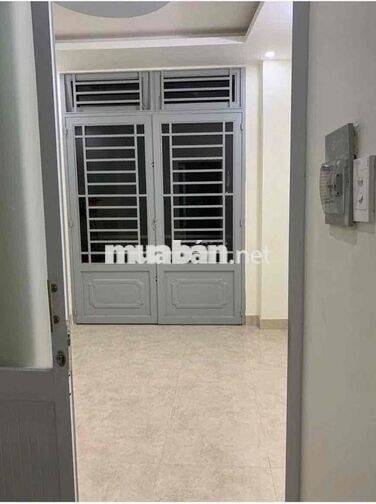 💎 💎 💎 NHÀ GẦN SÂN BAY TRỆT 3 LẦU CÓ 3PN 3WC HẺM XE HƠI GIÁ 10 TRIỆU