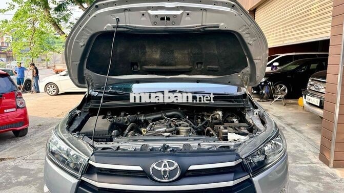 Toyota Innova 2020 2.0E Bạc