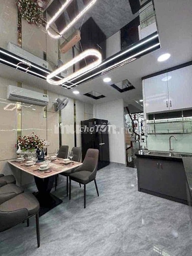 NHÀ PHỐ 5TẦNG ,3,8X15 , THANG MÁY ,4PN 6WC QUANG TRUNG P14 GÒ VẤP 