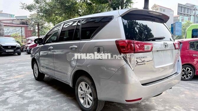 Toyota Innova 2020 2.0E Bạc