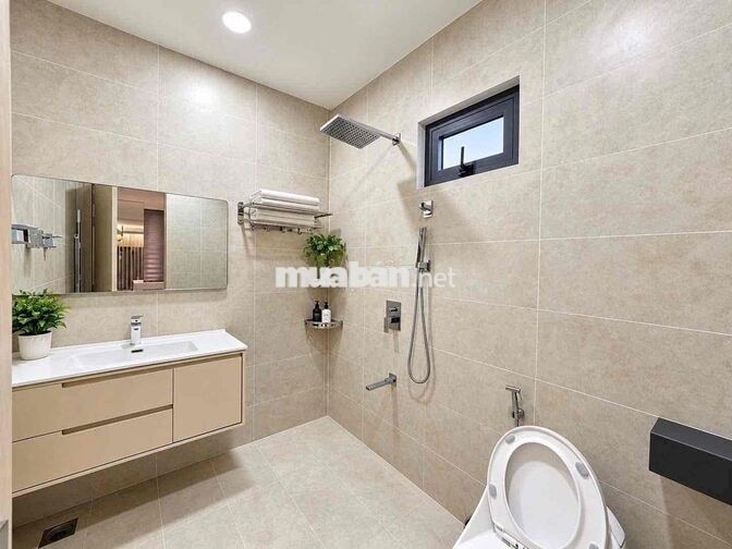 Cho thuê biệt thự 6pn đường Huỳnh Tấn Phát Nhà Bè