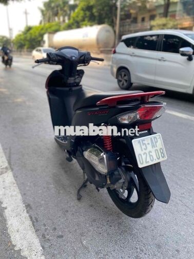 Honda Vision màu đen đỏ