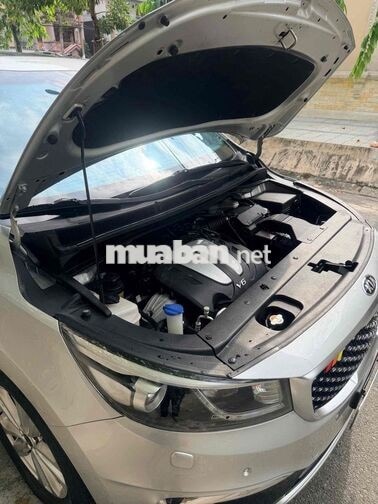 Kia Sedona 2016 bản full 7 chỗ màu bạc