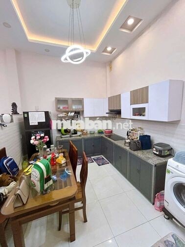 CHO THUÊ NHÀ ĐẸP FULL NỘI THẤT ĐỐI DIỆN TRƯỜNG TIỂU HỌC BÌNH CHIỂU