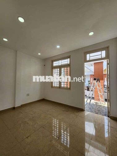 NHÀ TRỆT LỬNG 2 LẦU HẺM 520 QL 13