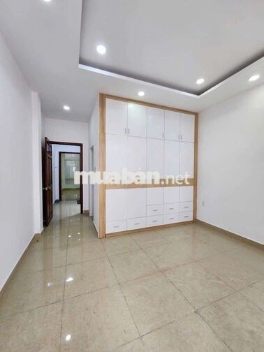 NHÀ TRỆT LỬNG 2 LẦU HẺM 520 QL 13