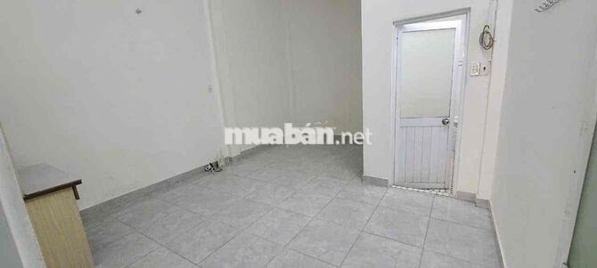 nhà 4 x 15, đúc 1 lầu , hẻm xe hơi , 3pn . 7,5tr/ tháng