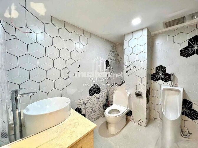 🏢 NHÀ NGUYÊN CĂN – NGUYỄN VĂN THỦ, QUẬN 1