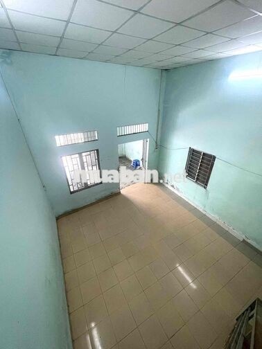 Cho thuê nhà gần ĐH Ngân Hàng,/Đs.8,p.Linh Trung Giá 6,5tr TL