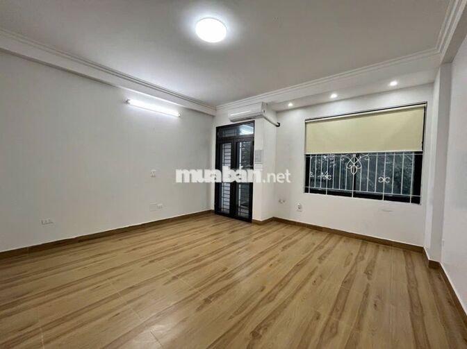 Cho thuê nhà liền kề LK12-17 Tố Hữu, Bắc Hà, 80m2 x 4T, hướng Đông Nam