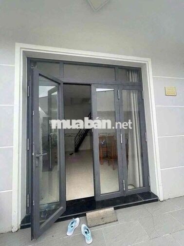 Nhà trệt lầu mini 4x6m 01phòng 2wc sẵn nội thất kế KDC Ngân Thuận