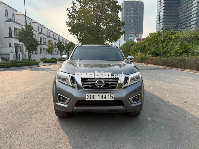 Nissan Navara 2015 VL 2.5 AT Xám