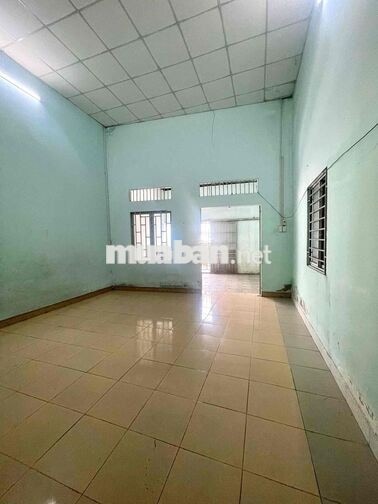 Cho thuê nhà gần ĐH Ngân Hàng,/Đs.8,p.Linh Trung Giá 6,5tr TL