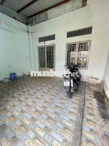 Cho thuê nhà gần ĐH Ngân Hàng,/Đs.8,p.Linh Trung Giá 6,5tr TL