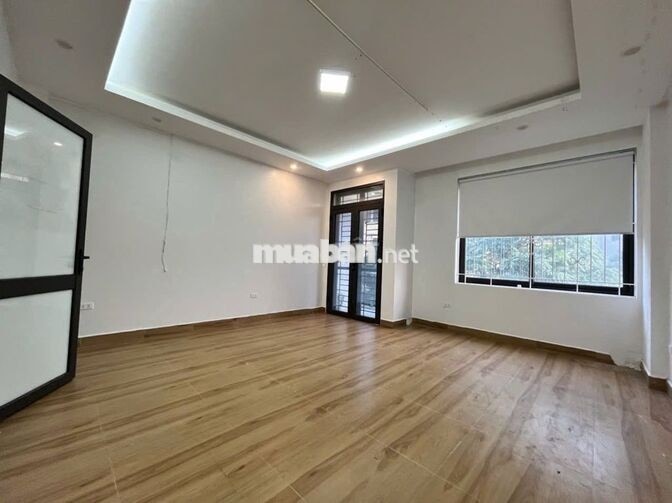 Cho thuê nhà liền kề LK12-17 Tố Hữu, Bắc Hà, 80m2 x 4T, hướng Đông Nam