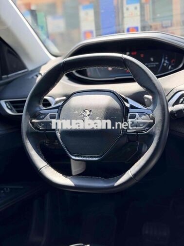 Peugeot 5008 2018 7 chỗ