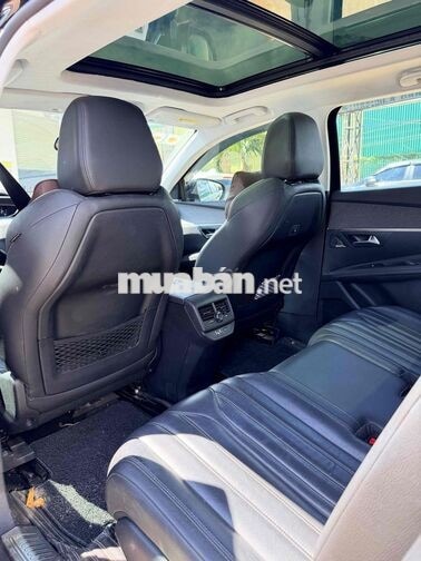 Peugeot 5008 2018 7 chỗ