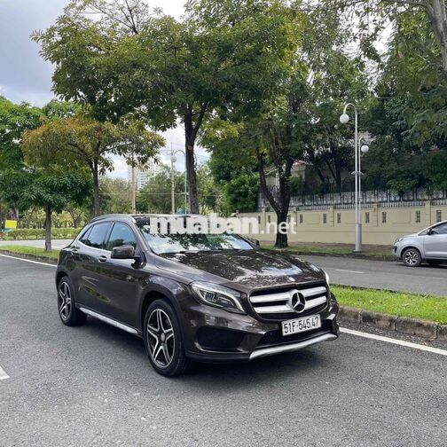 Mercedes-Benz GLA 250 2015 4MATIC 69000 km Nâu