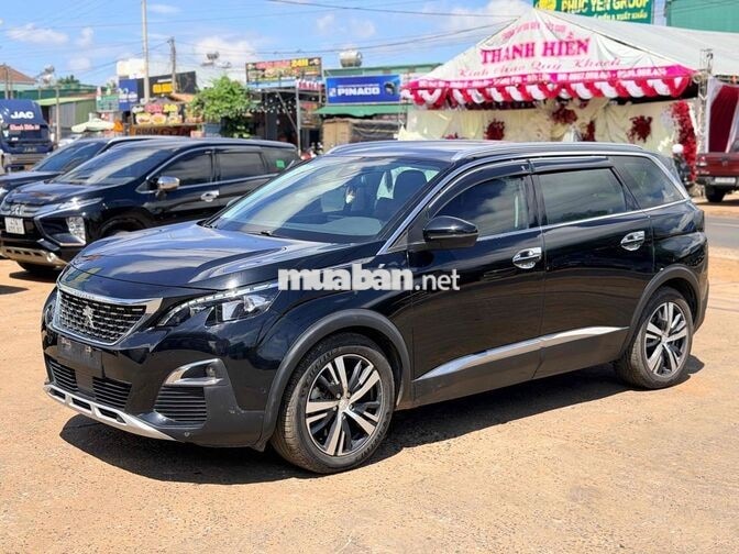 Peugeot 5008 2018 7 chỗ