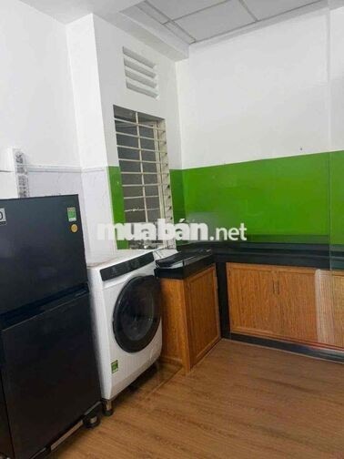 Chung cư Hẻm 63 Gò Dầu lầu 4 thang bộ ,1pn,1pk,1wc nhà mới sạch sẽ