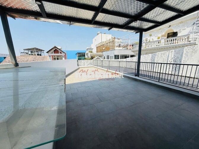 Hàng khủng giá mềm HXH Lý Thường Kiệt! 570m², 6 tầng + hầm, giá chỉ 9x