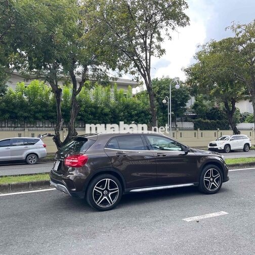 Mercedes-Benz GLA 250 2015 4MATIC 69000 km Nâu