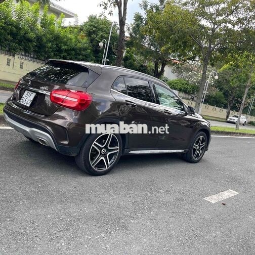 Mercedes-Benz GLA 250 2015 4MATIC 69000 km Nâu