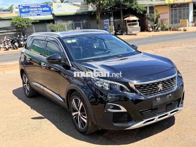Peugeot 5008 2018 7 chỗ