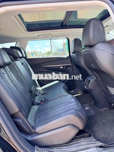Peugeot 5008 2018 7 chỗ