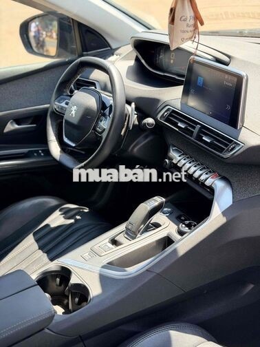 Peugeot 5008 2018 7 chỗ