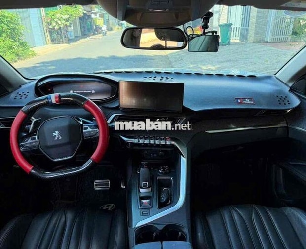 Peugeot 30***0km trắng